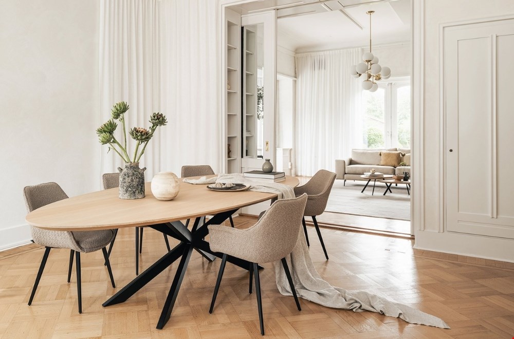 Eiken eettafel kiezen? Zo vind je jouw perfecte match Eiken eettafel kiezen? Zo vind je jouw perfecte match